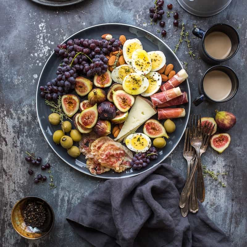 Foto de hermoso arreglo de comida